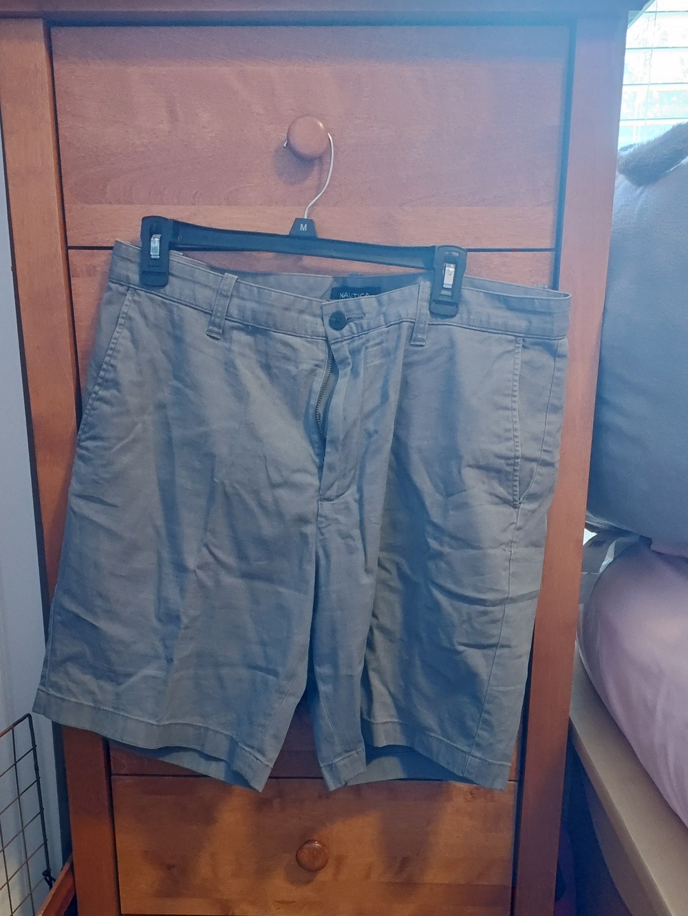 Nautica Men's Flat Front Chino Shorts in Light Gray
